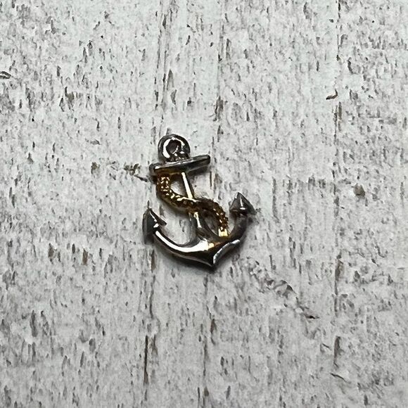 Origami Owl Anchor charm  - Picture 2 of 3